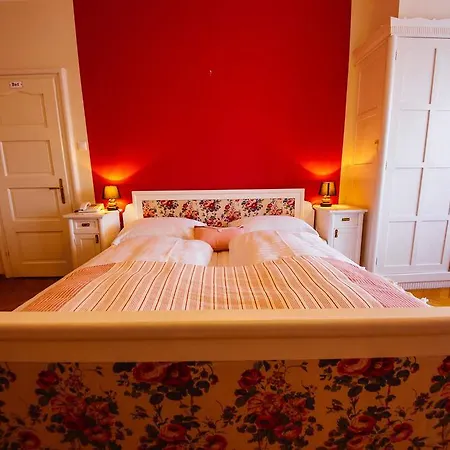 克恩顿费尔登酒店 沃尔特湖畔韦尔登