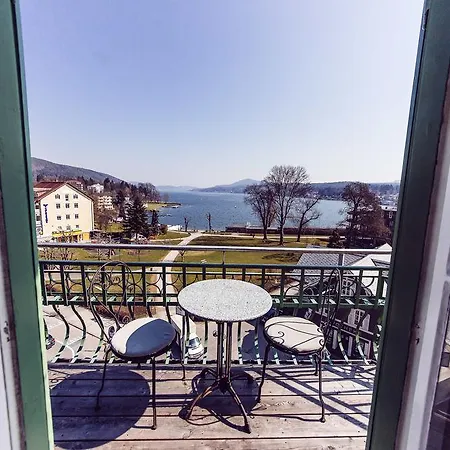 Otel Carinthia Velden 4*