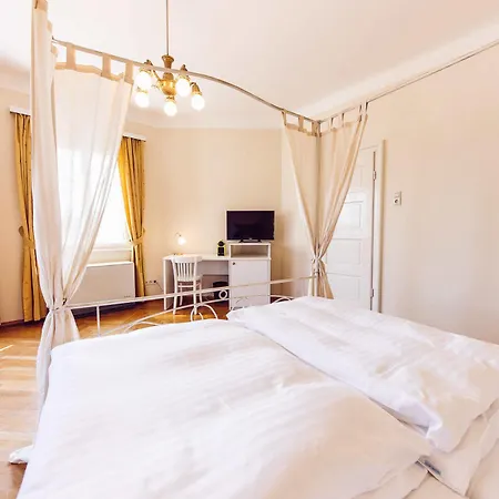 克恩顿费尔登酒店 4* 沃尔特湖畔韦尔登