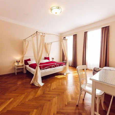 Carinthia Velden 4*