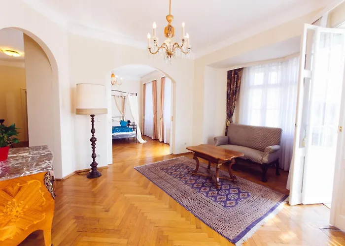 Carinthia Velden Hotel 4*