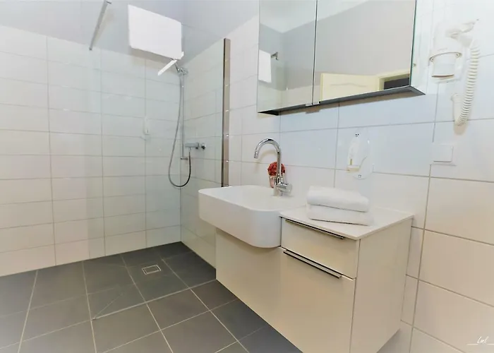 Hotel Carinthia Velden